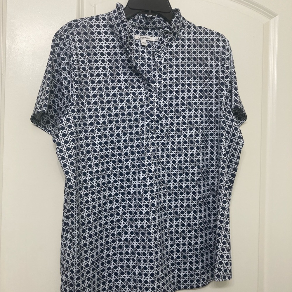 Chico's Geometric Navy and White Top